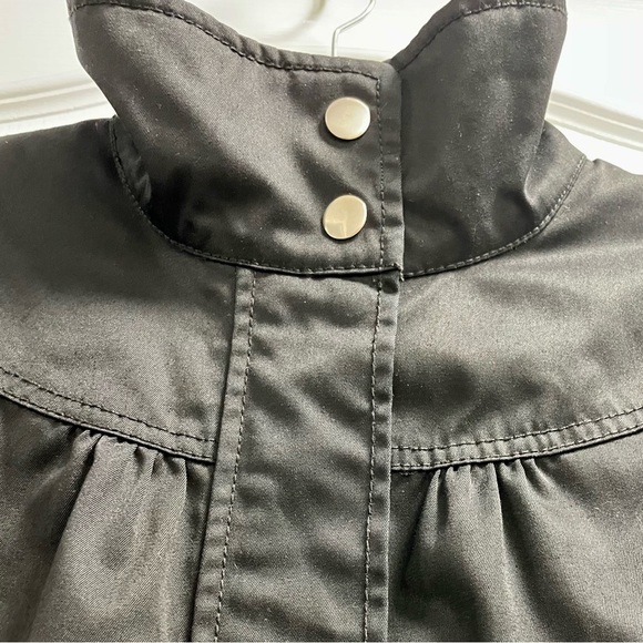 H&M | Light Jacket - Picture 4 of 13